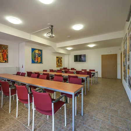 Guest house Pansky Dum 4*