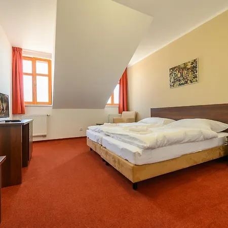 Pansky Dum Guest house Rozmital pod Tremsinem