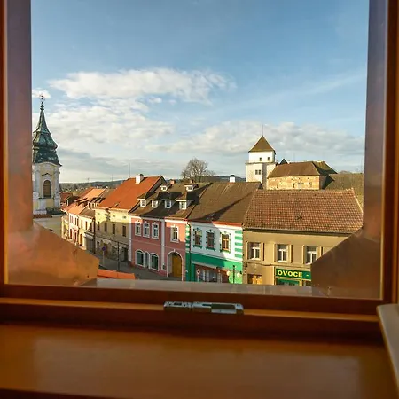 Panský Dům Penzion Rozmital pod Tremsinem