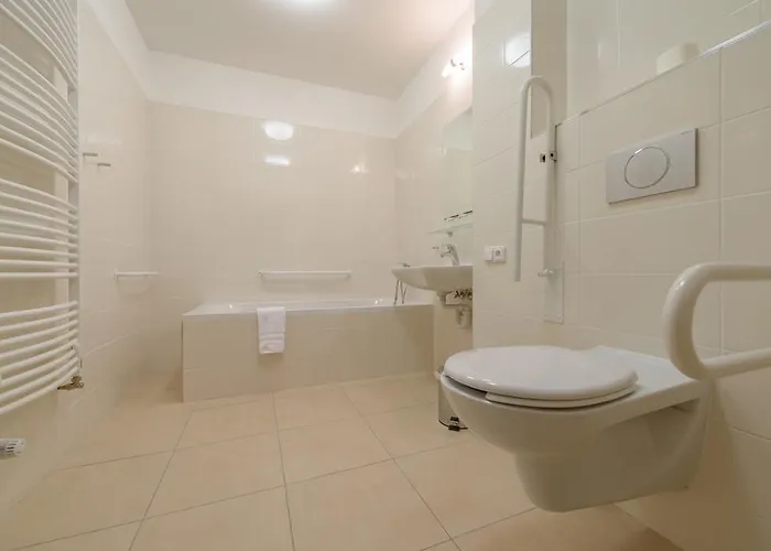 Pansky Dum ロジュミタール・ポト・トジェムシーネム