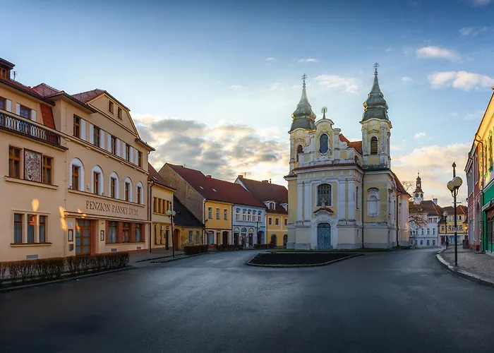 Pansky Dum ゲストハウス 4*